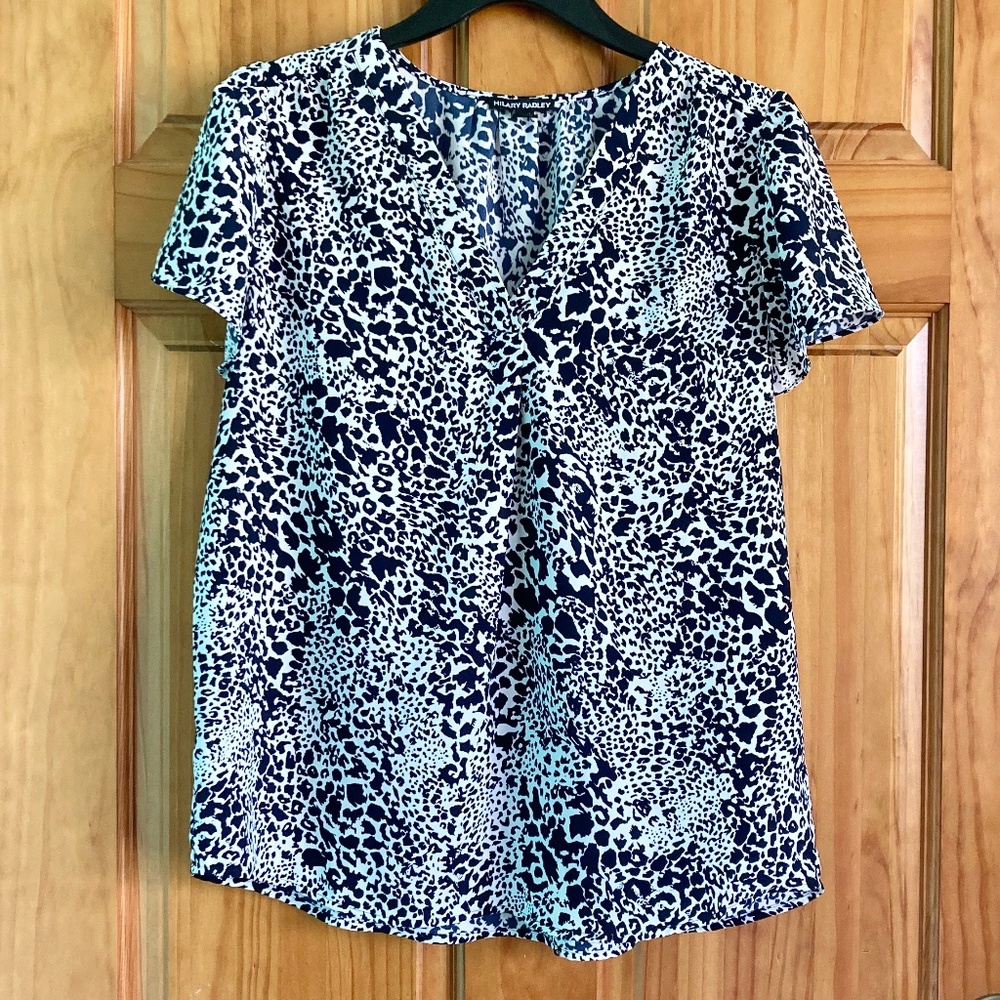 Women’s size small Hilary Radley dark navy leopard print lightweight summer top